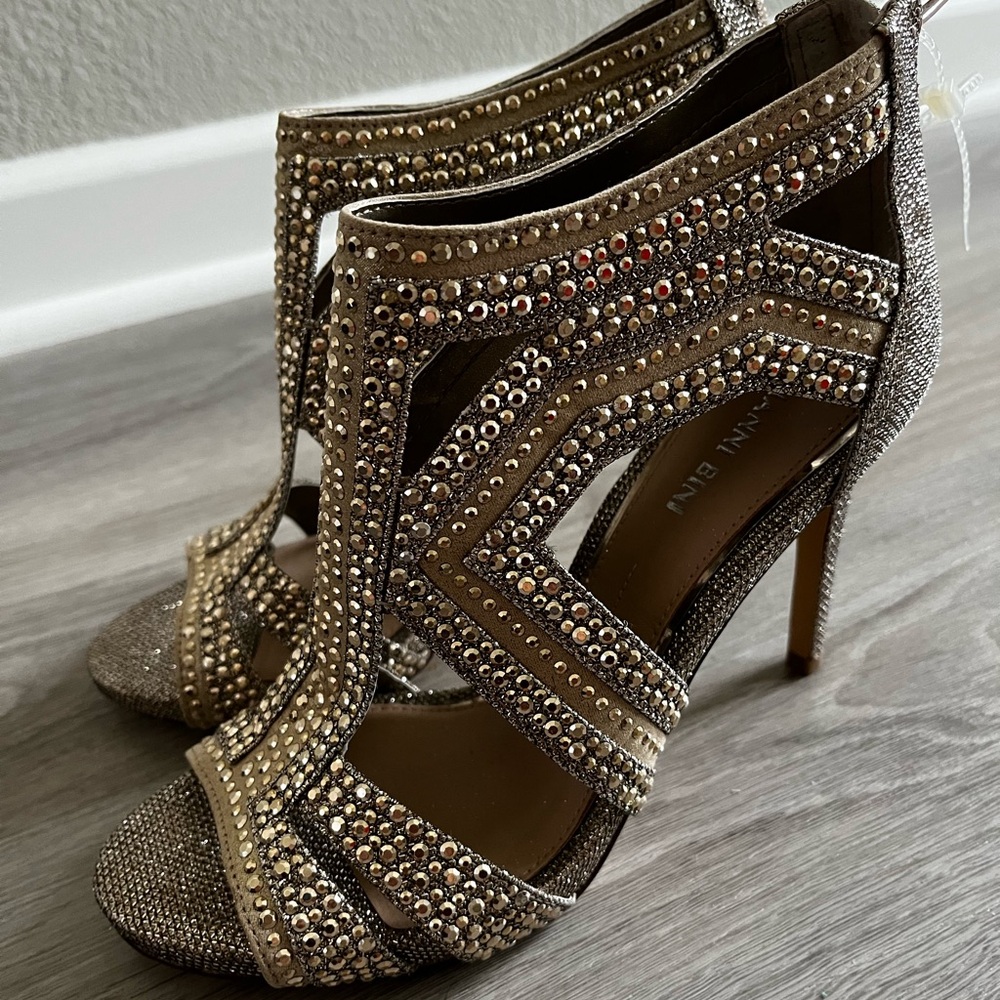 Gianni Bini High Heels